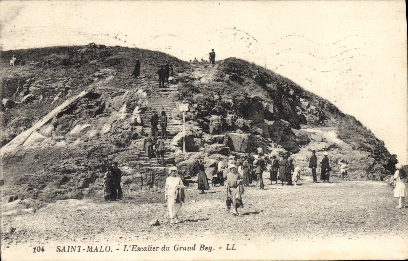 CPA Saint Malo l'Escalier du Grand Bey
