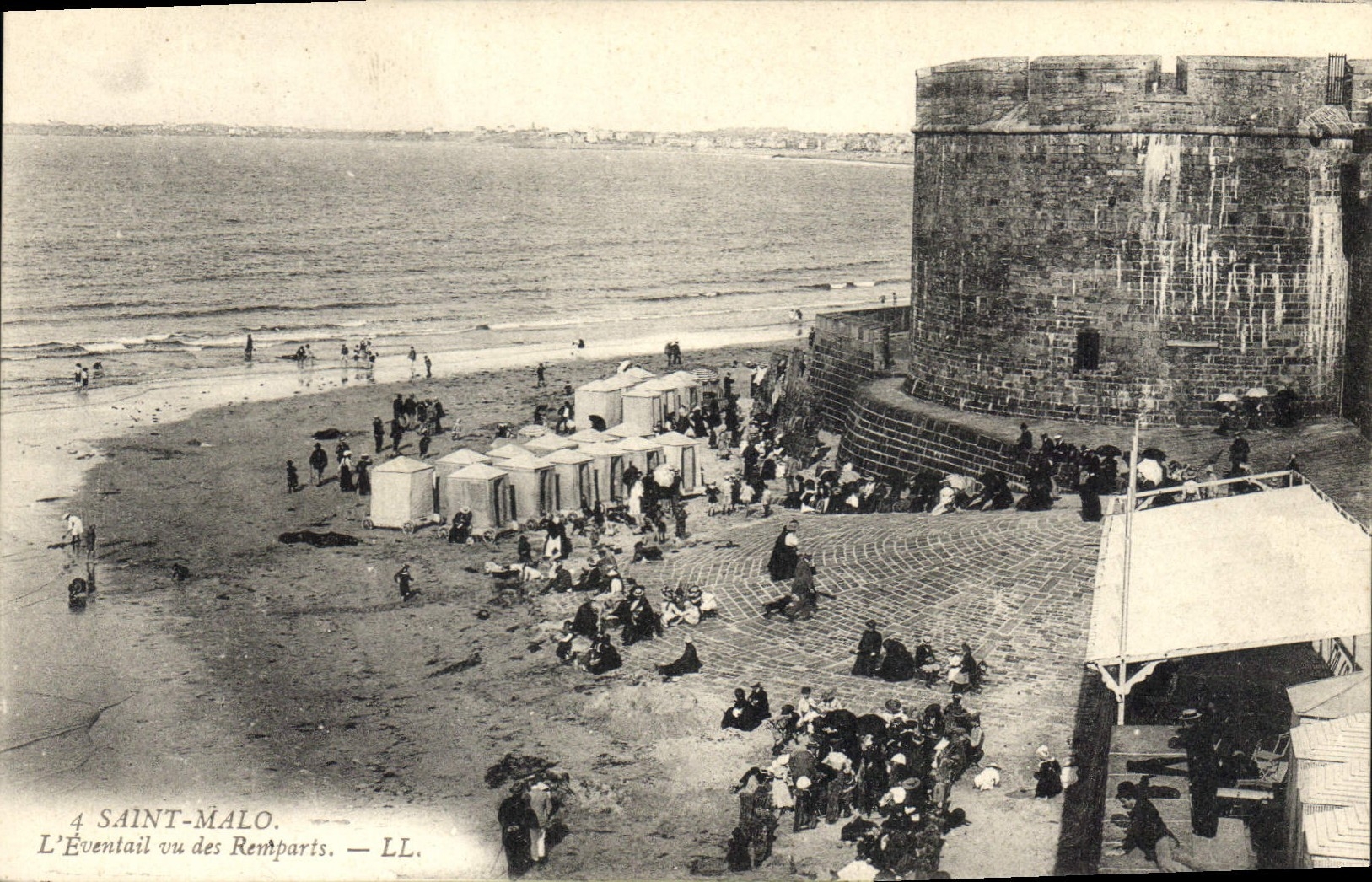 CPA Saint Malo l'Eventail vu des Remparts