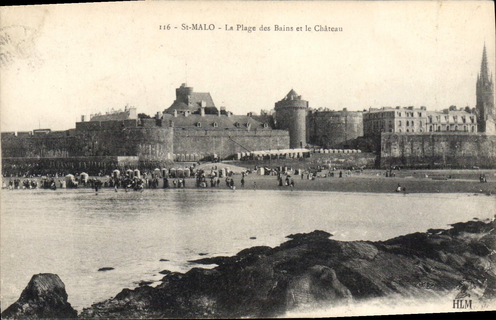 CPA Saint Malo La Plage des Bains et le Chateau 