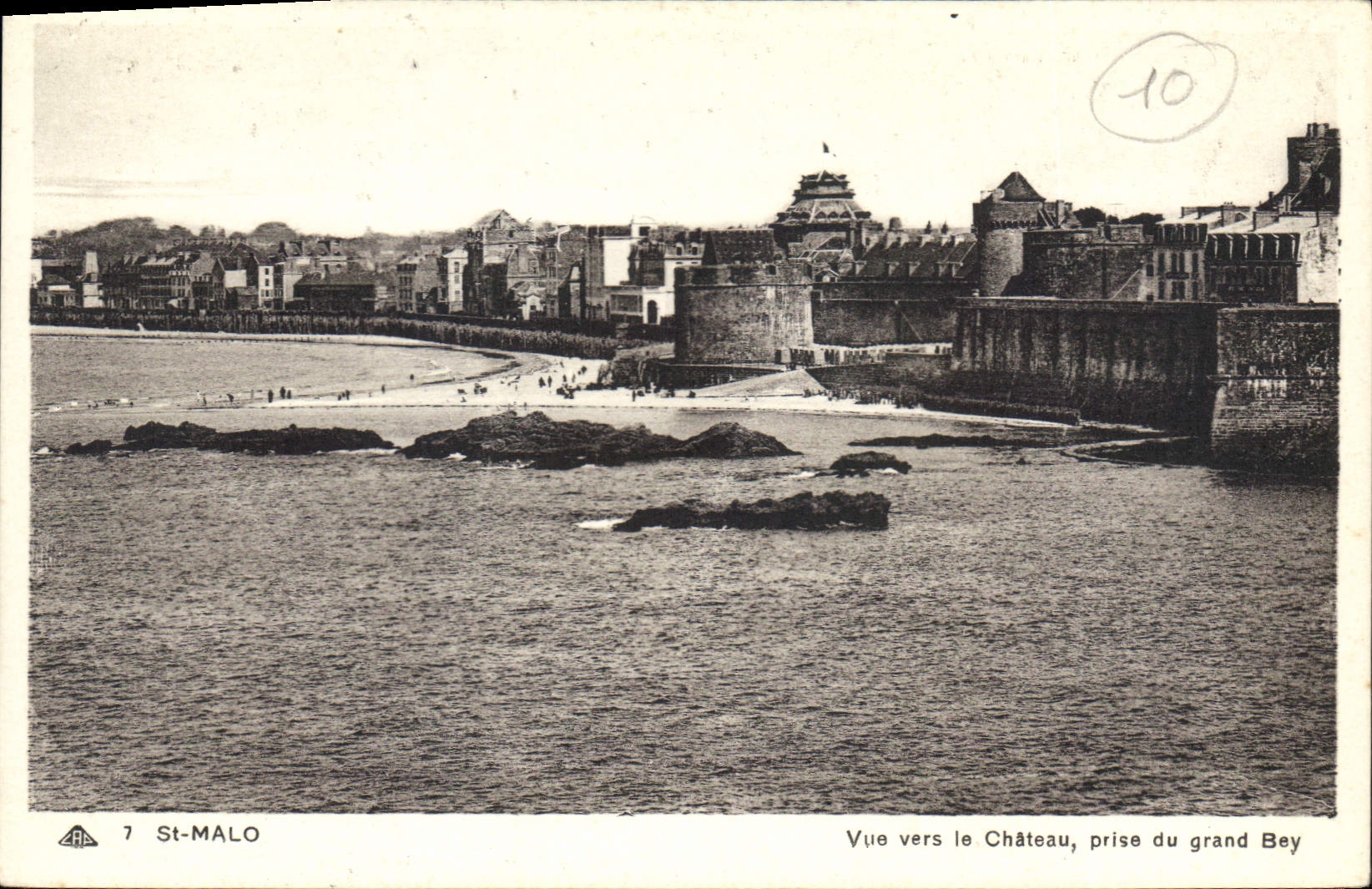 CPA Saint Malo Vue Vers le Chateau prise du grand Bey 