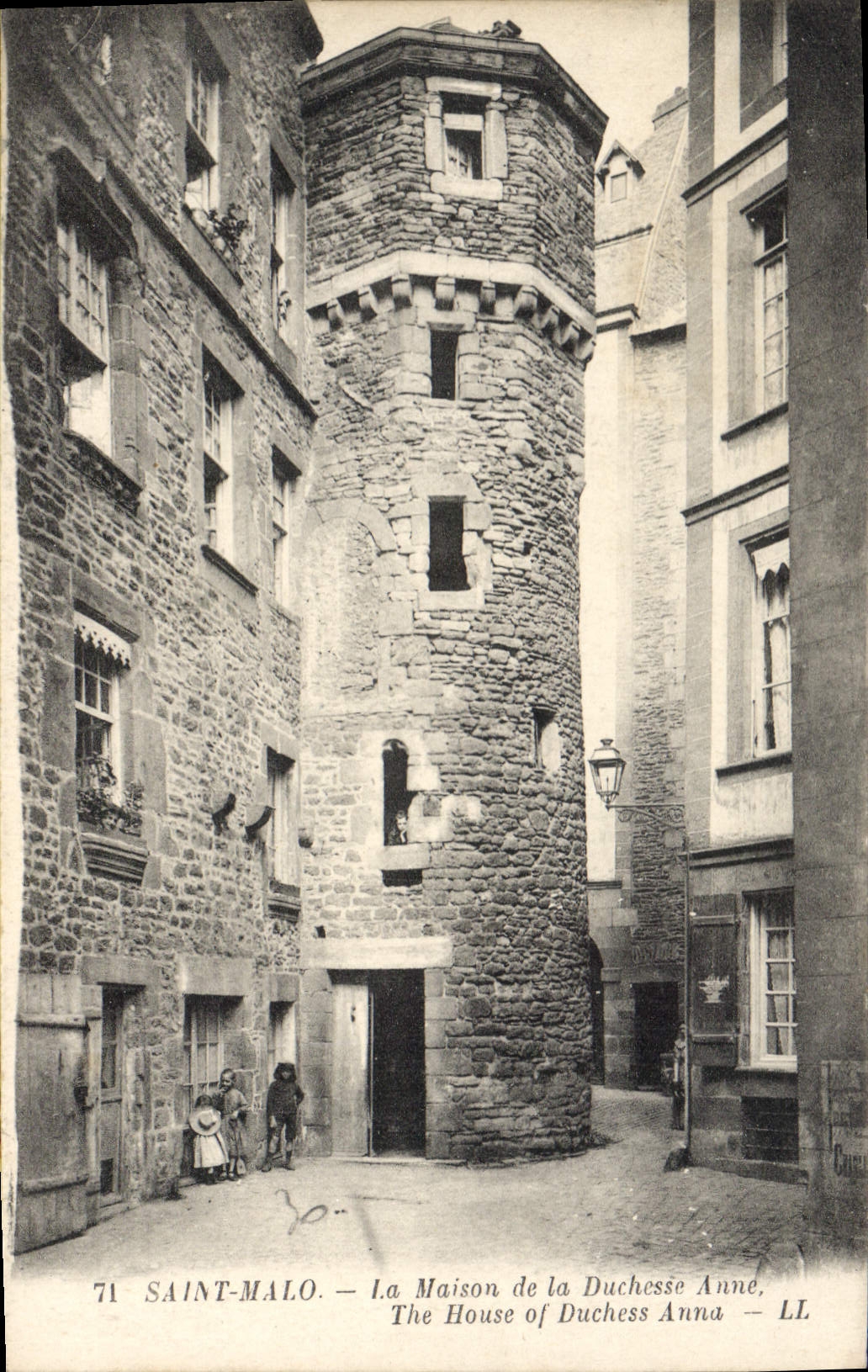CPA Saint Malo La Masion de la Duchesse Anne