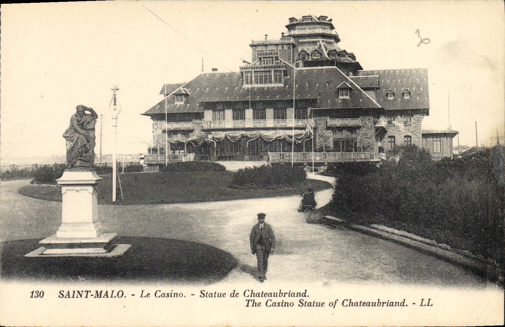 CPA Saint Malo Le Casino Statue de Chateaubriand 