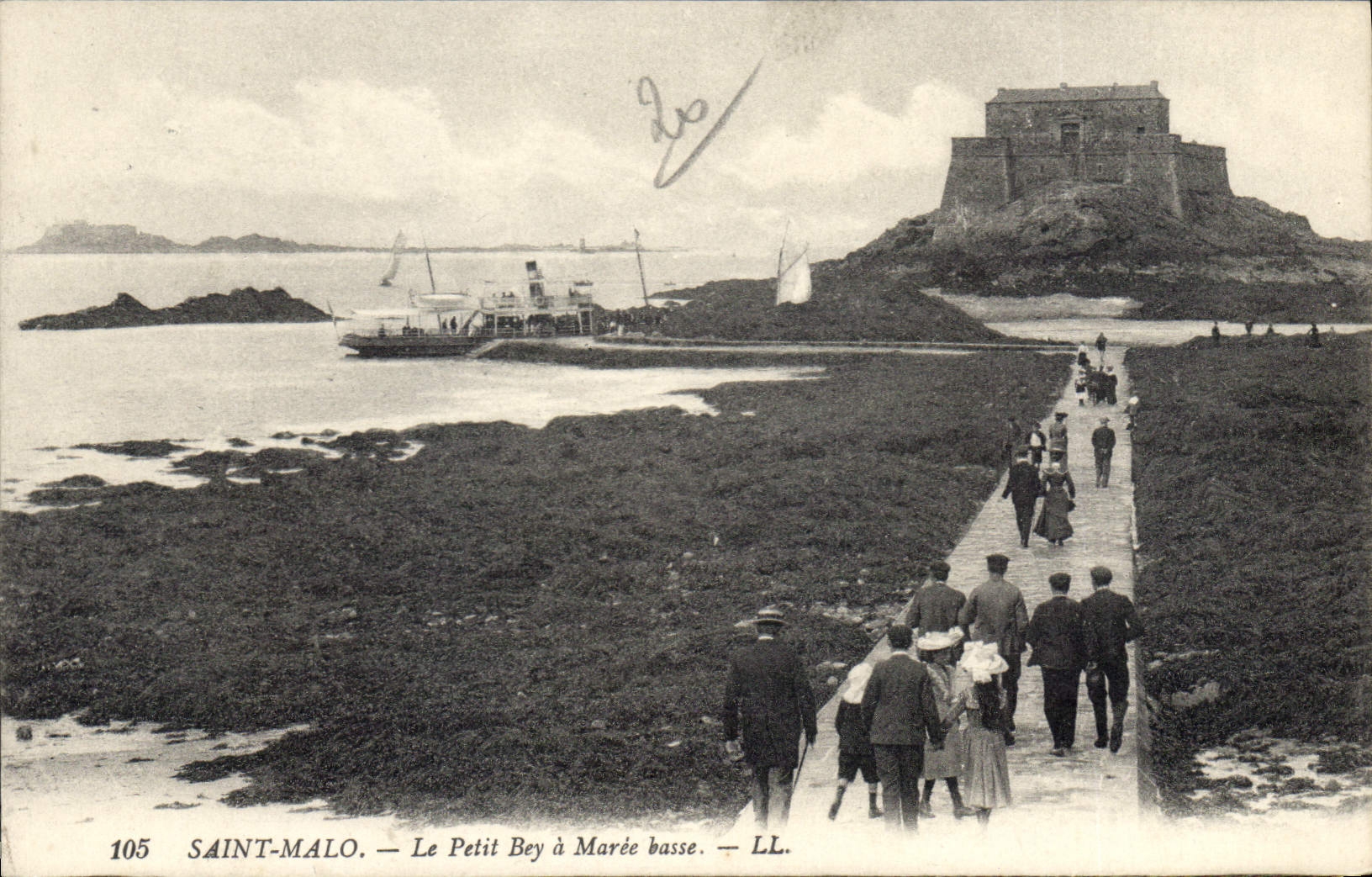 CPA Saint Malo Le Petit Bey a Maree basse