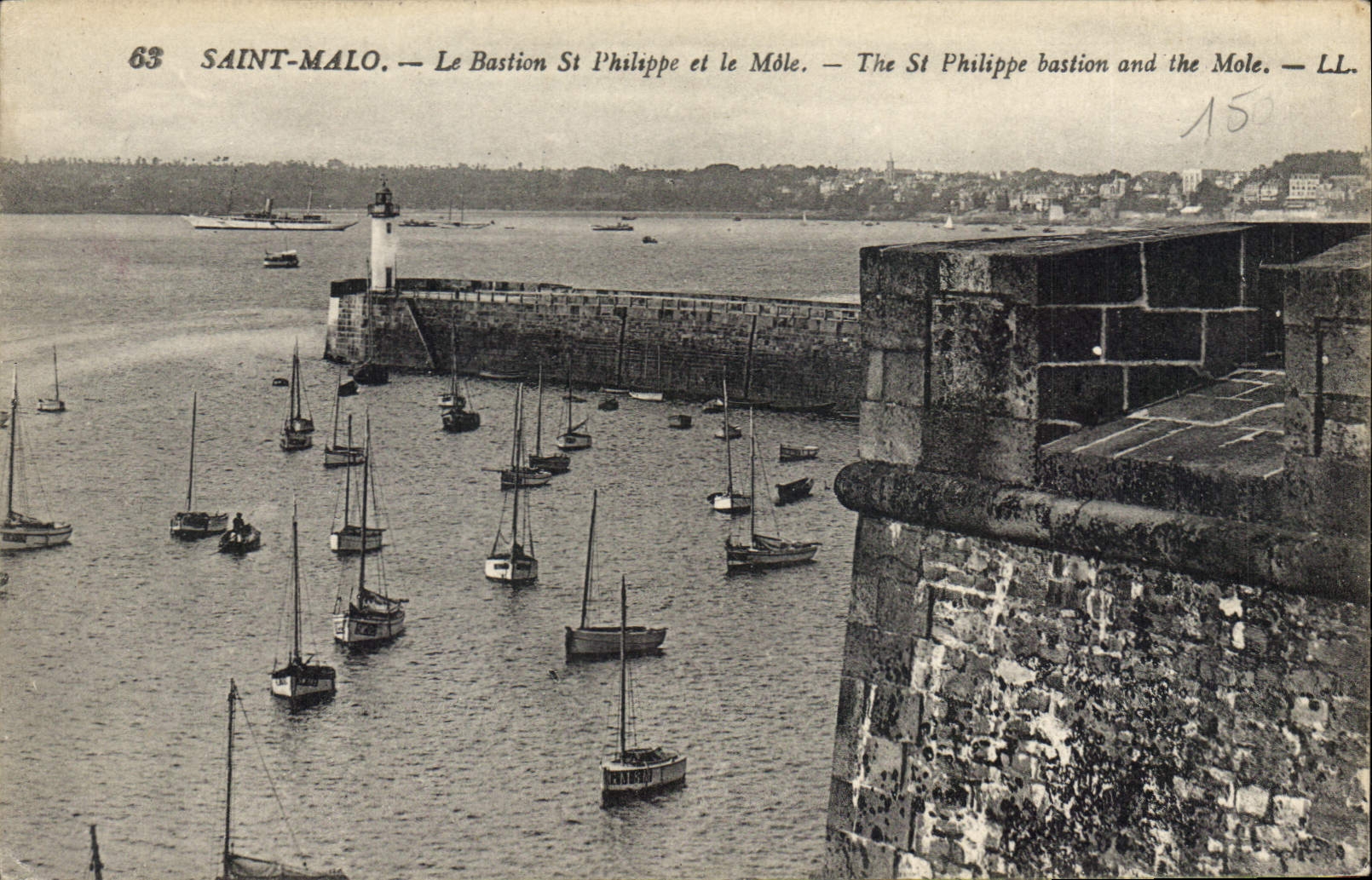 CPA Saint Malo La Bastion St l'hilippe et le Mole