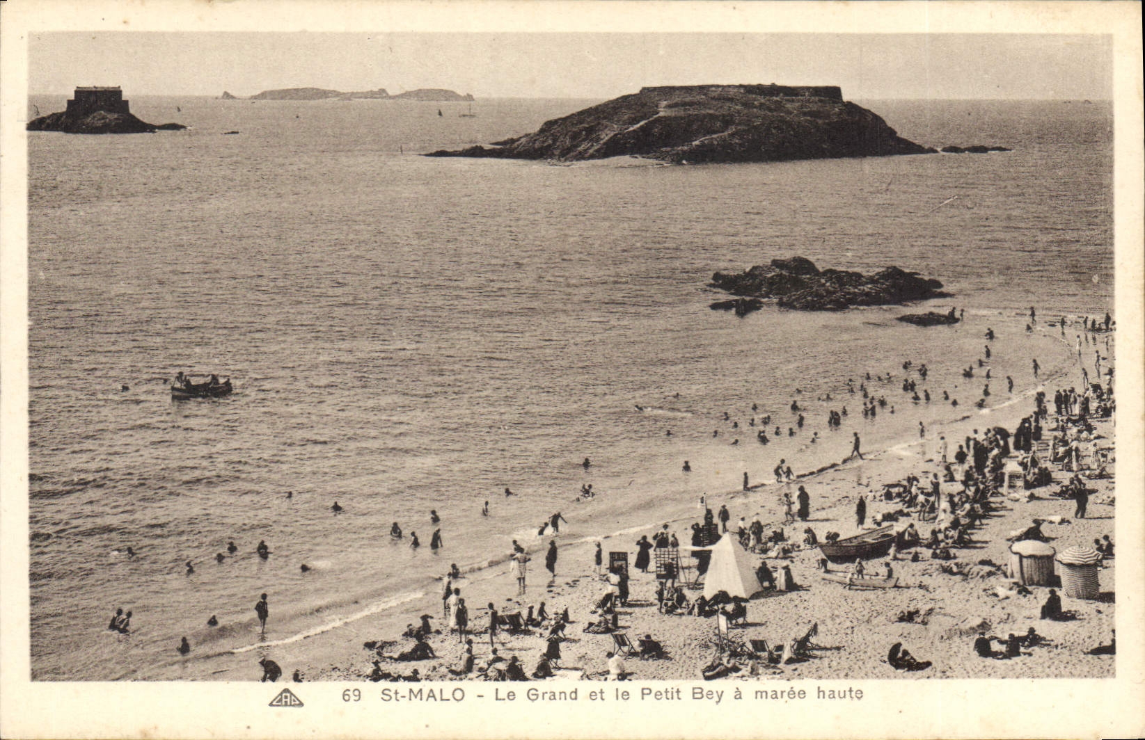 CPA Saint Malo Le Grand et le Petit Bey a maree haute