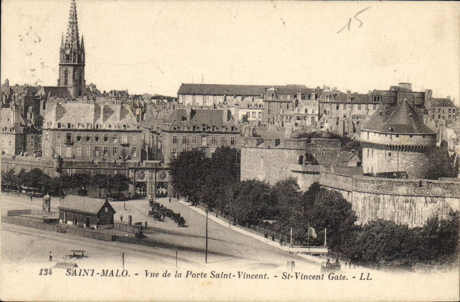 CPA Cote d'Emeraude Saint Malo Vue de la Porte Saint Vincent St Vincent Gate
