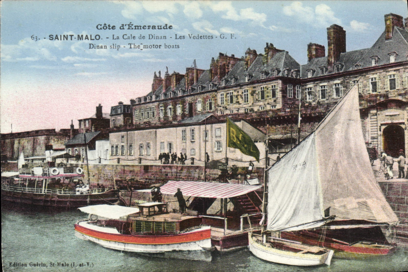 CPA Cote d'Emeraude Saint Malo La Cale de Dinan Les Vedettes 