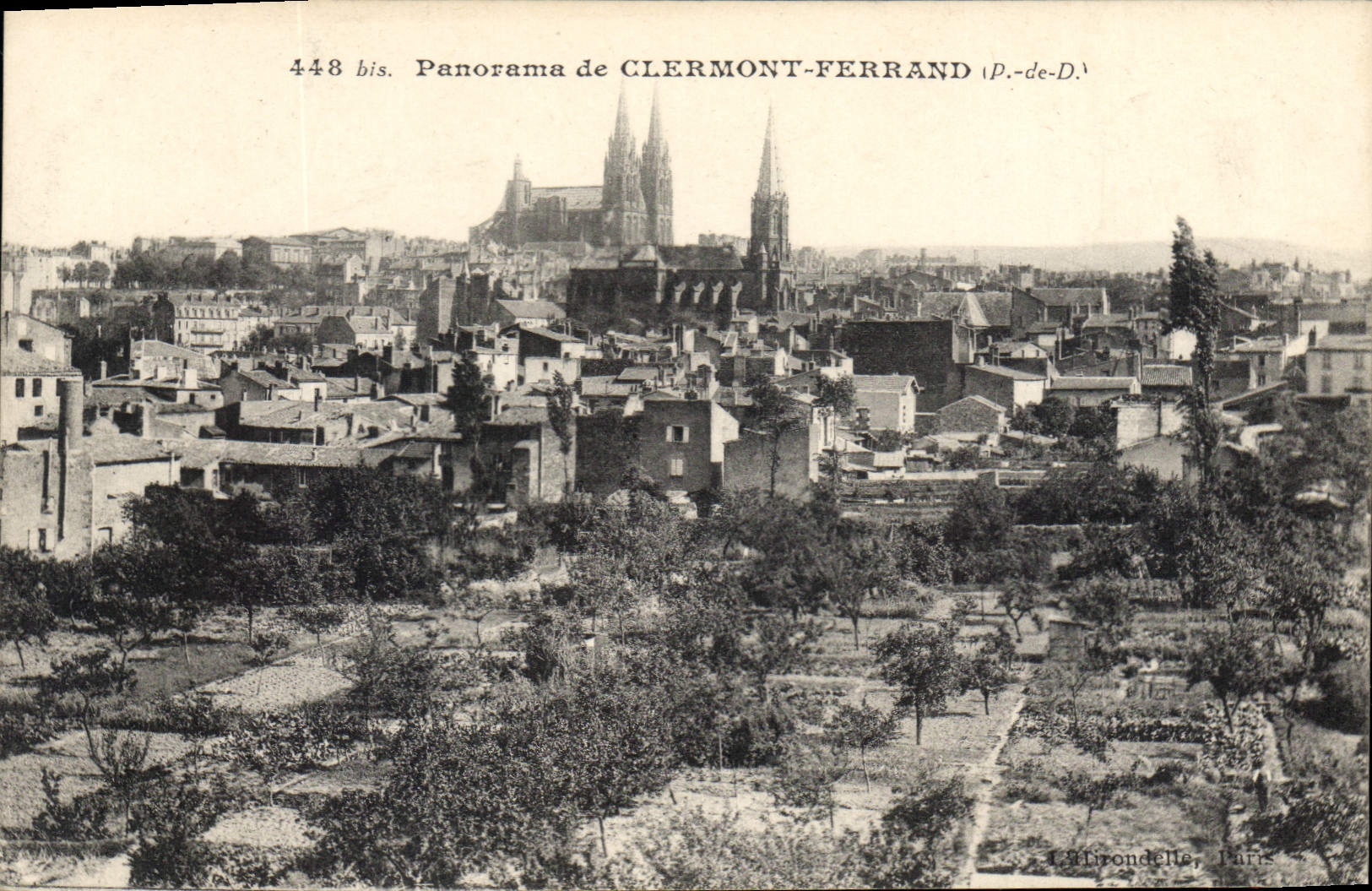 CPA Panorama de aclermont Ferrand P de D