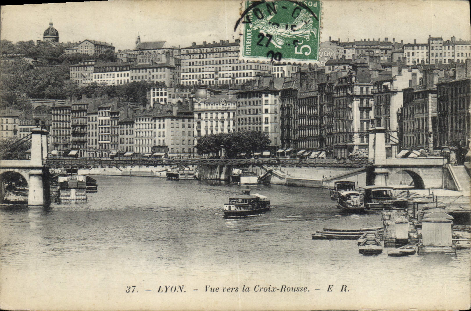 CPA Lyon Vue vers la Croix Rousse