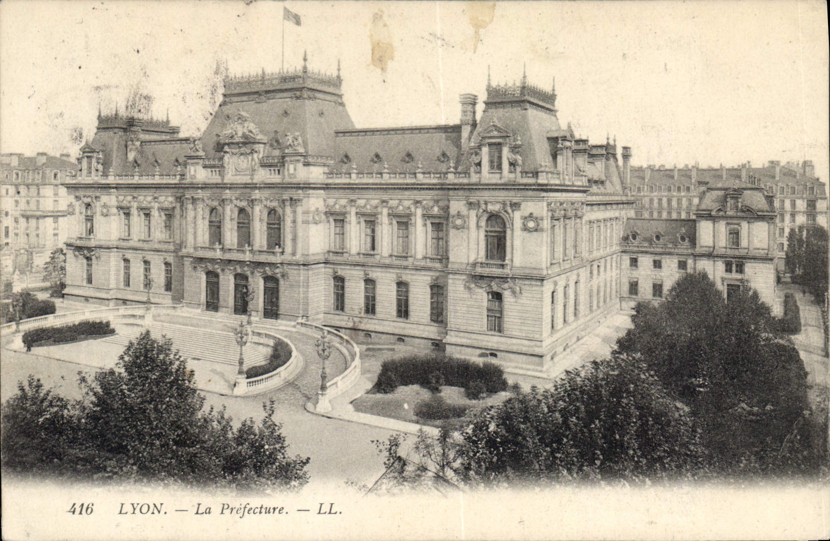 CPA Lyon La Prefecture 