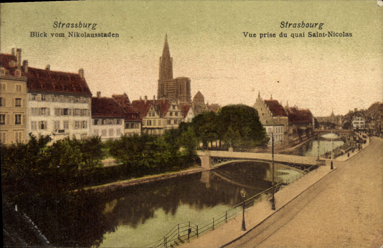 CPA Strasbourg vue prise du Quai Saint Nicolas 