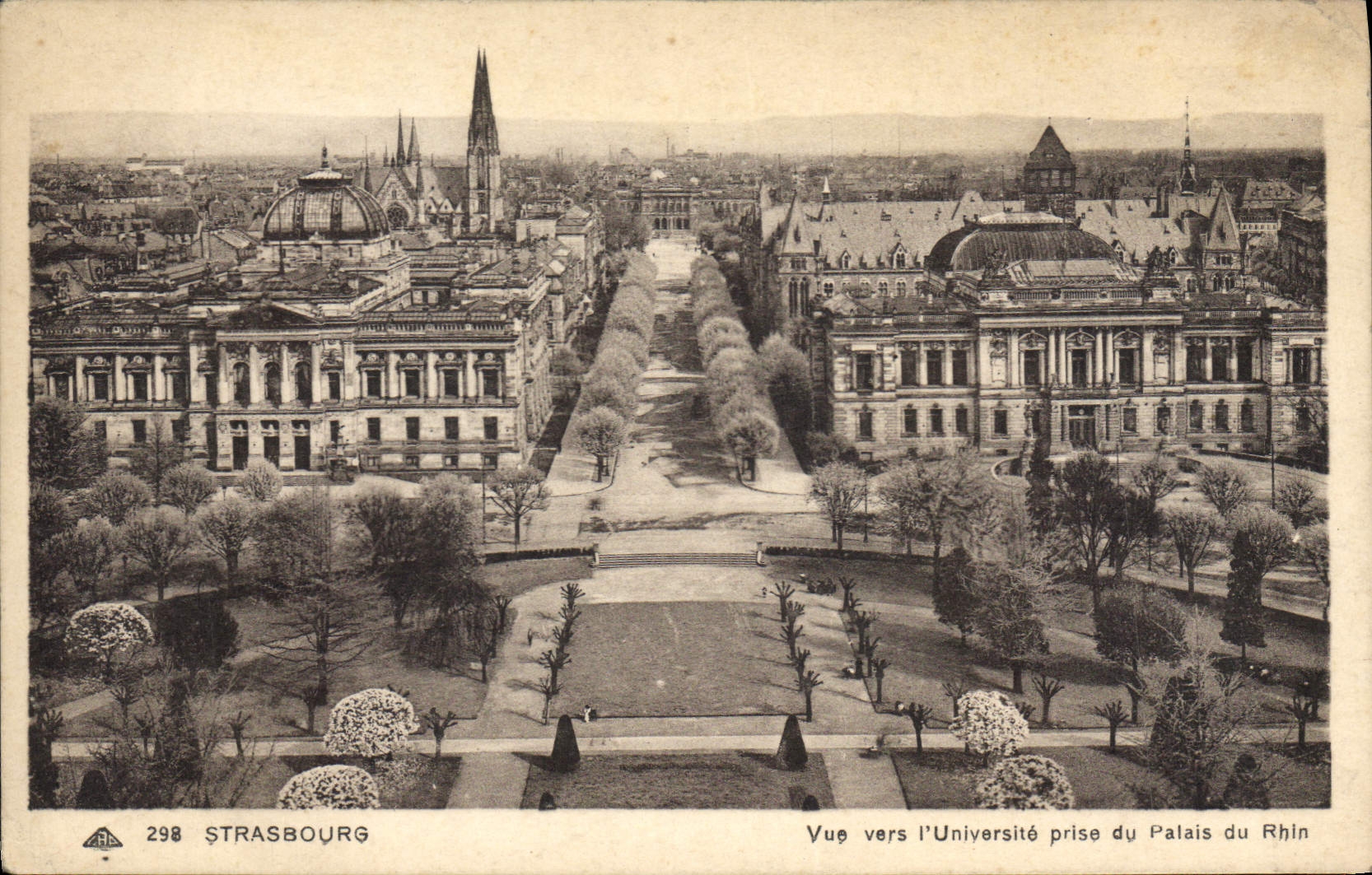 CPA Strasbourg vue vers l'Universite prise du palais du Rhin 