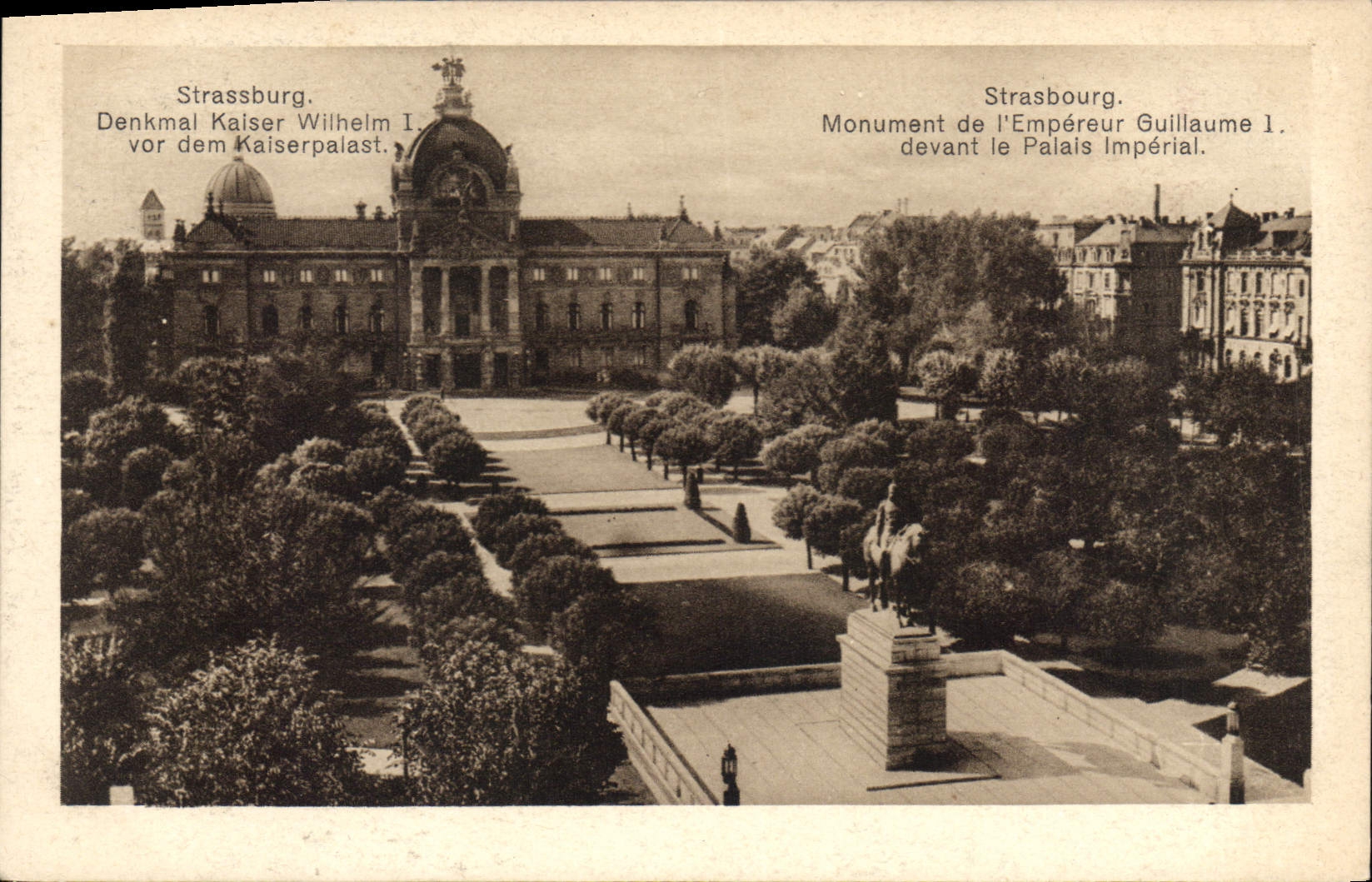 CPA Strasbourg Monument de l'empereur Guillaume devant le palais Imperial 