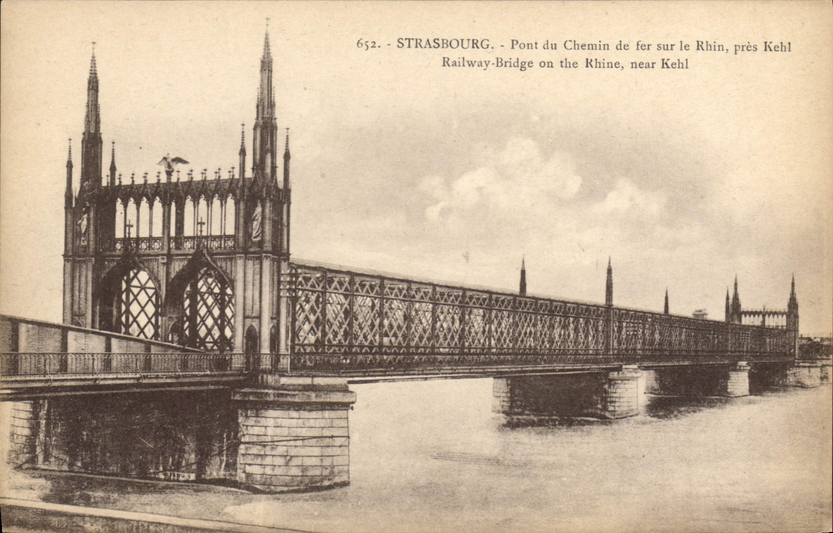 CPA Strasbourg pont du chemin de fer sur le Rhine pres Kehl 