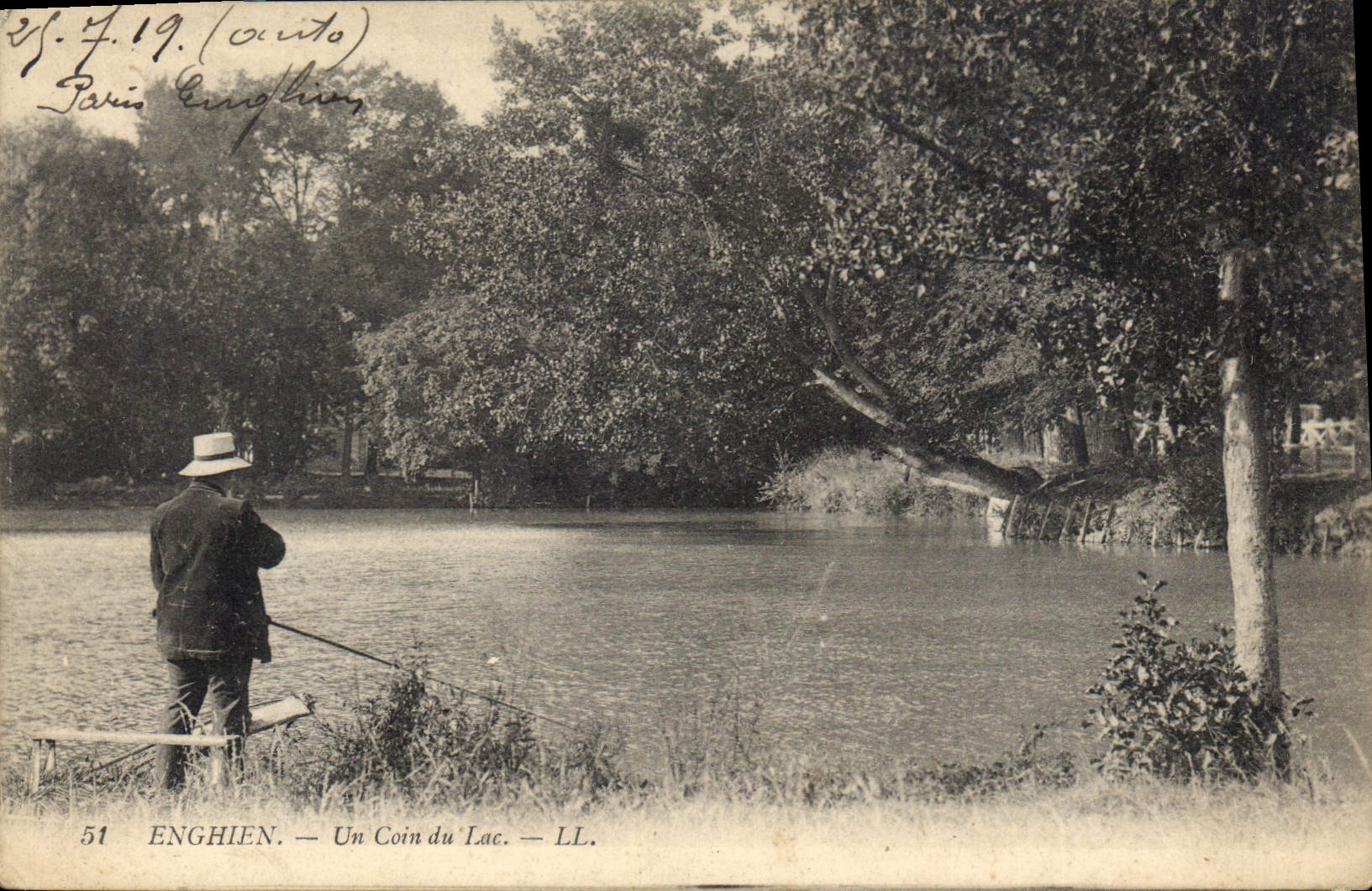 CPA Enghien un coin du lac 