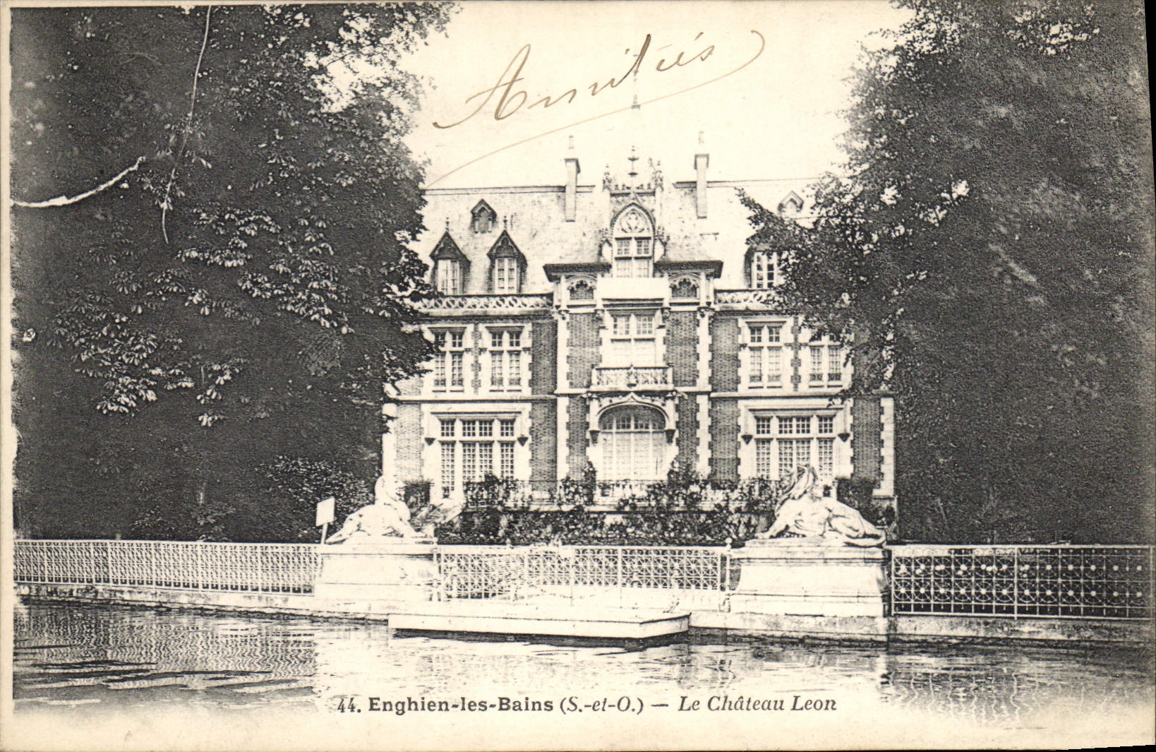 CPA Enghien les Bains S et O le chateau Leon