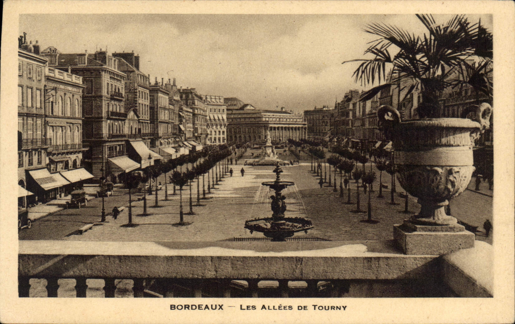 CPA Bordeaux les Allees de Tourny 