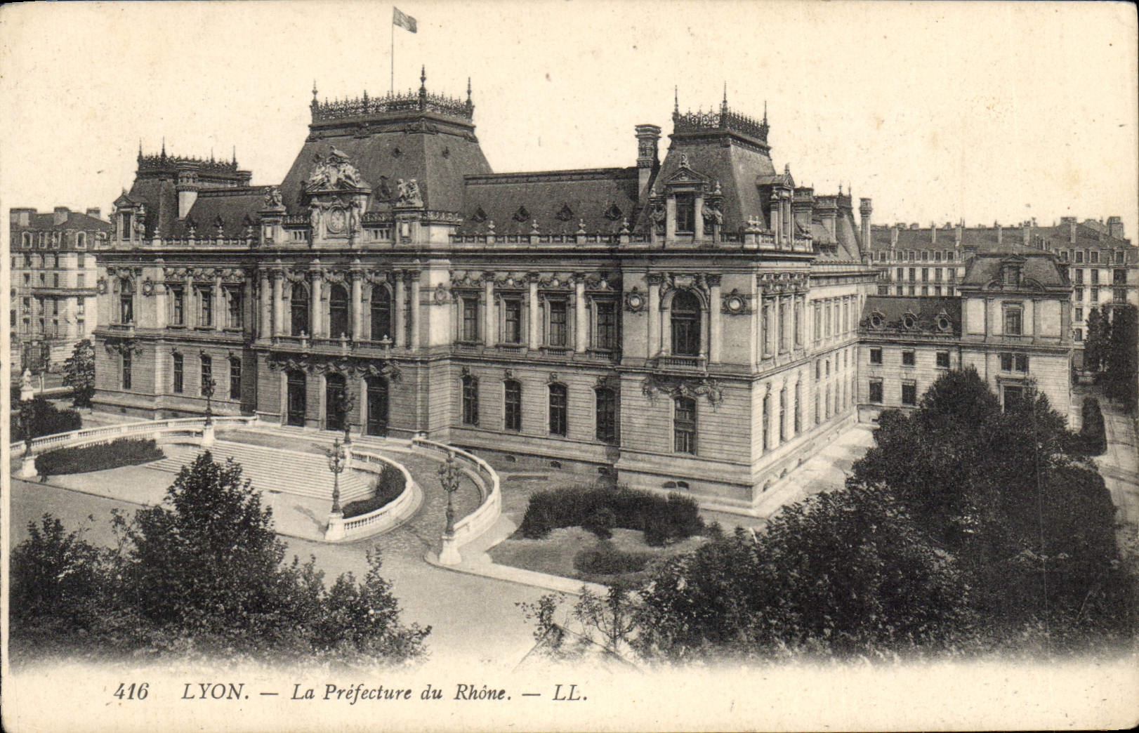 CPA Lyon la Prefecture du Rhone 