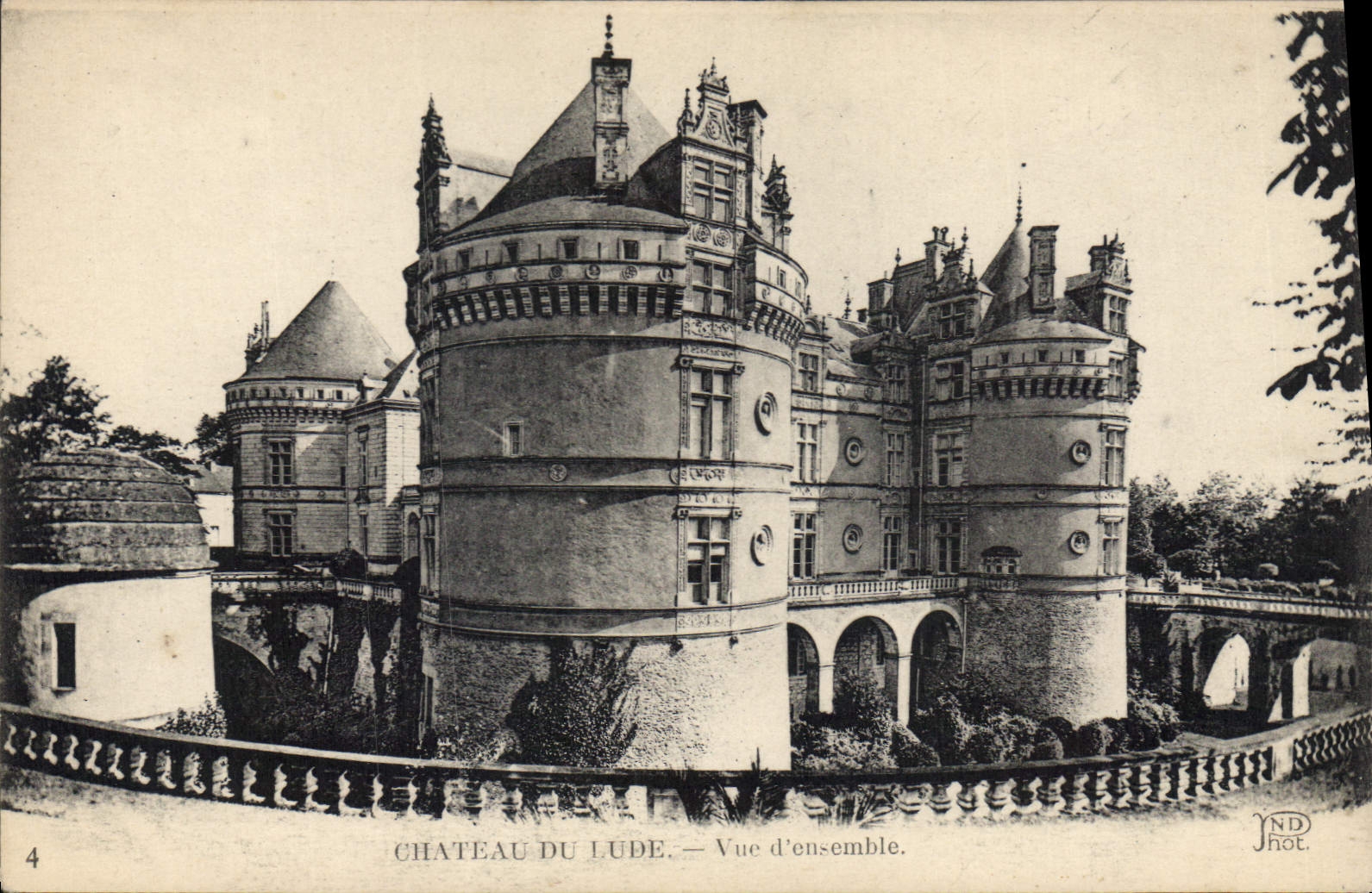 CPA Chateau du Lude vue d'ensemble 