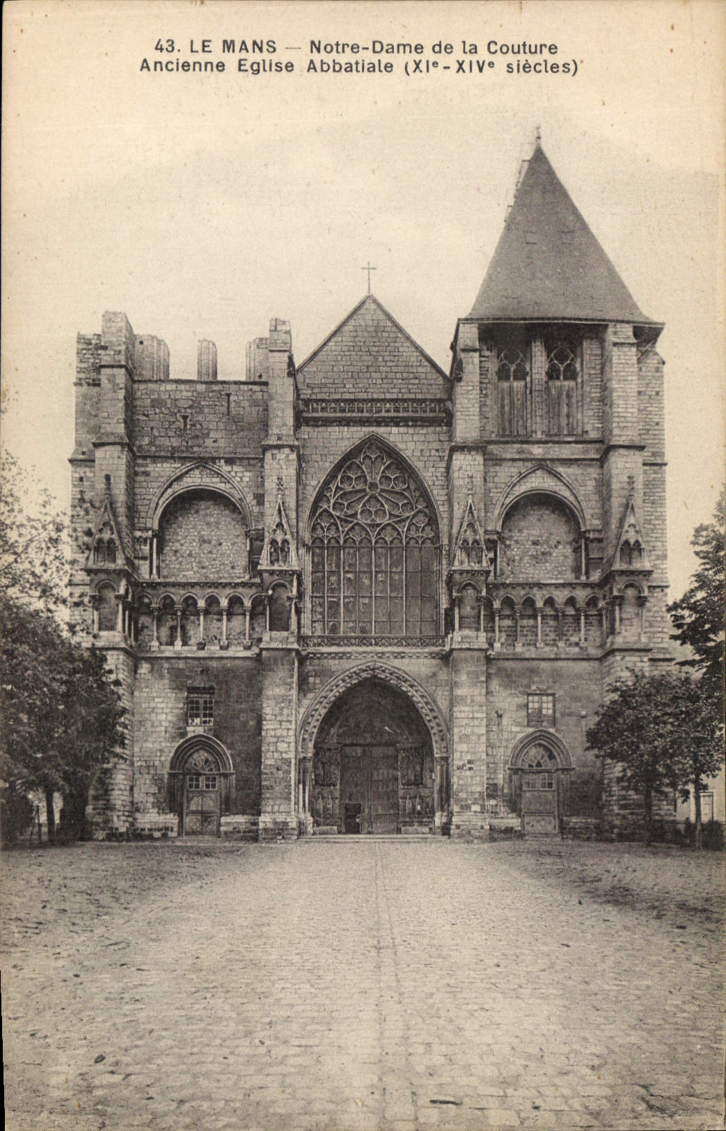 CPA Le Mans Notre Dame de la Couture Ancienne eglise Abbatiale XI XIV siecle 