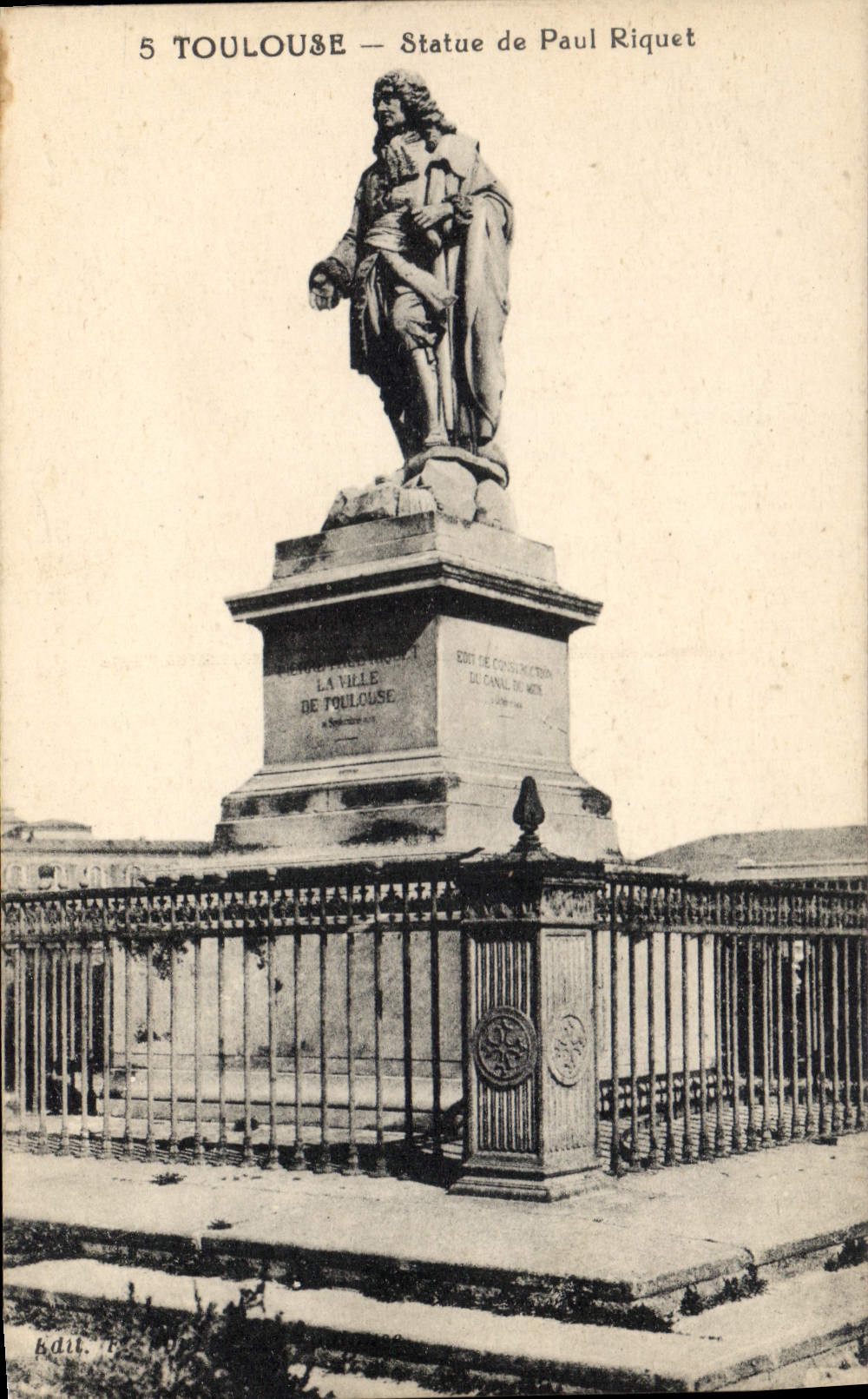 CPA Toulouse statue de Paul Riquet 