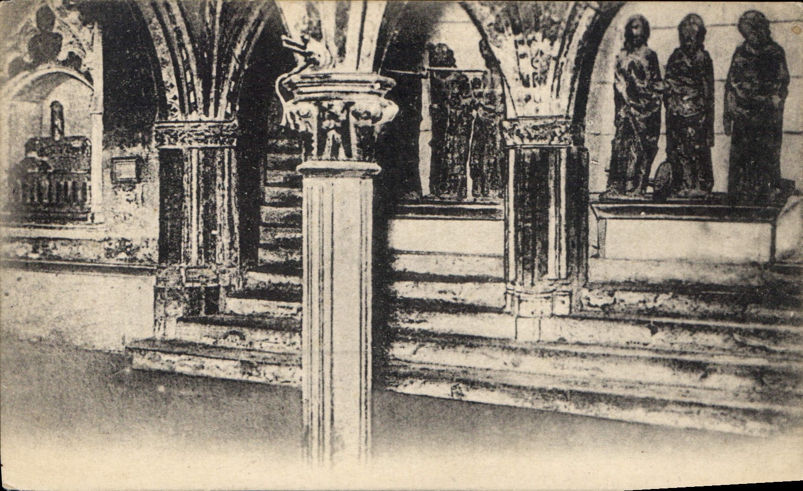 CPA Insigne Basilique Saint Sernin de Toulouse