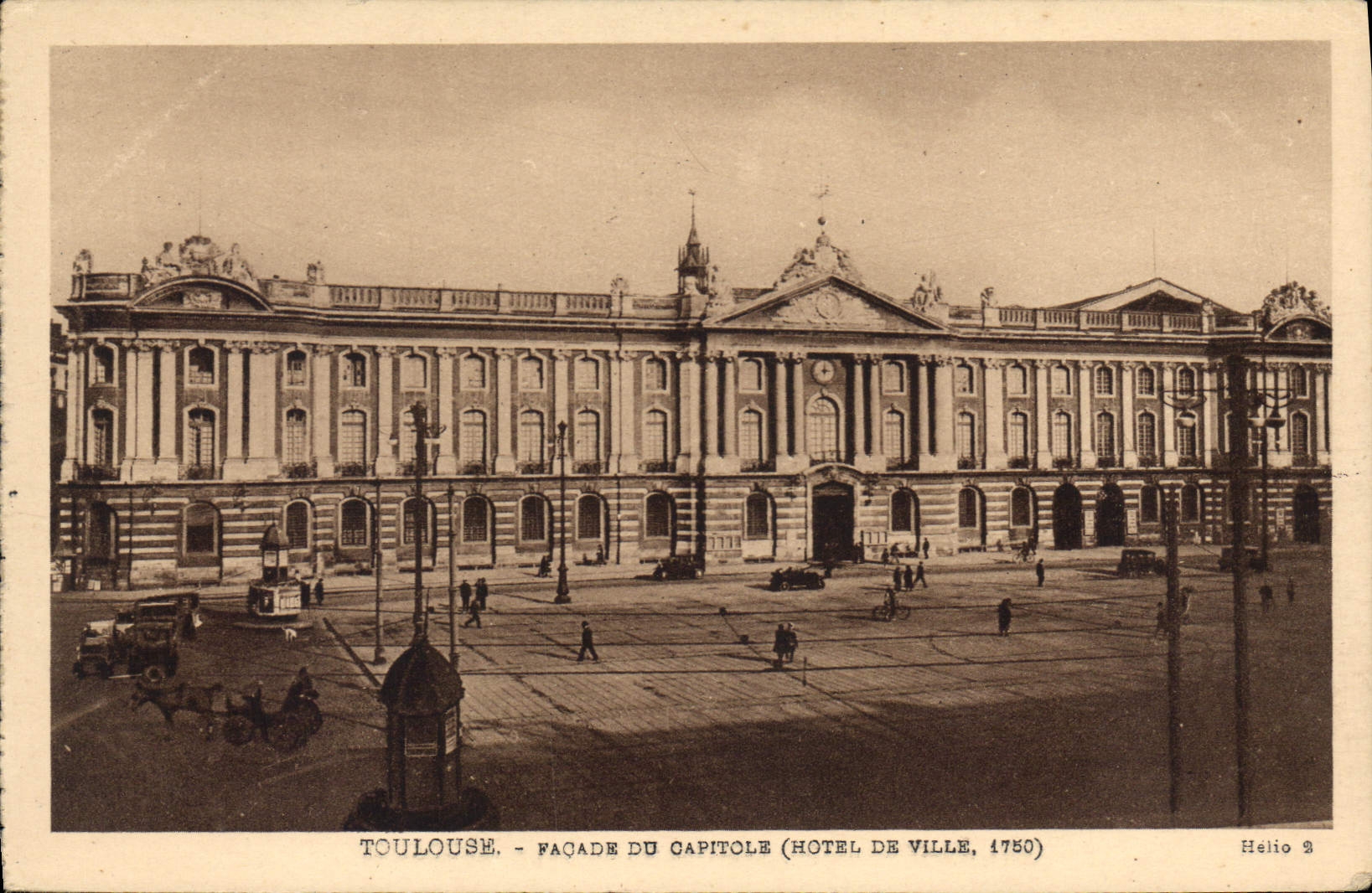 CPA Toulouse facade du Capitole hotel de Ville 1750 