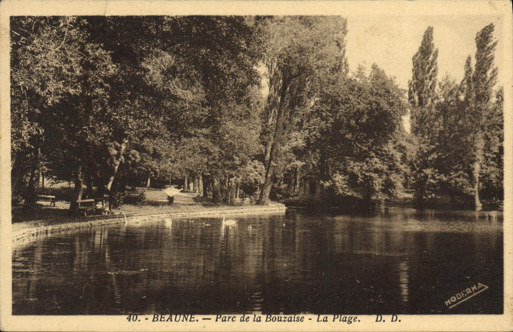 CPA Beaune parc de la Bouzaise la plage 