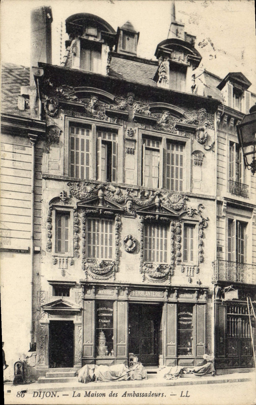 CPA Dijon la maison des Ambassadeurs 