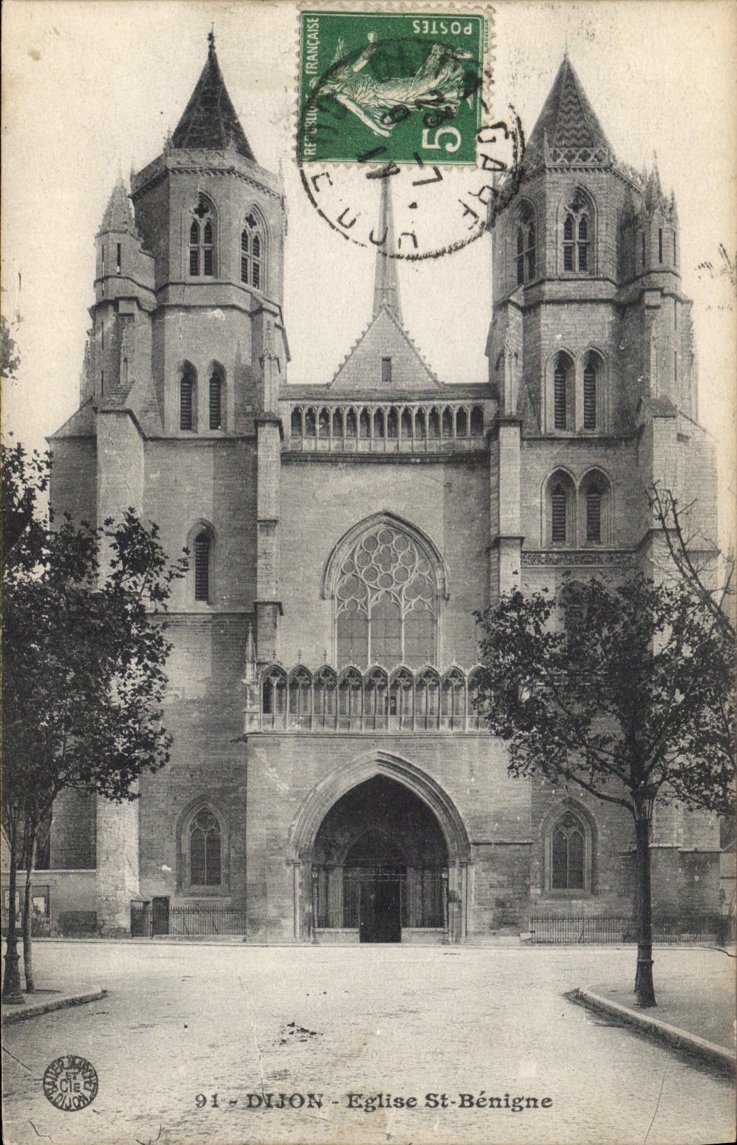CPA Dijon eglise St Benigne 