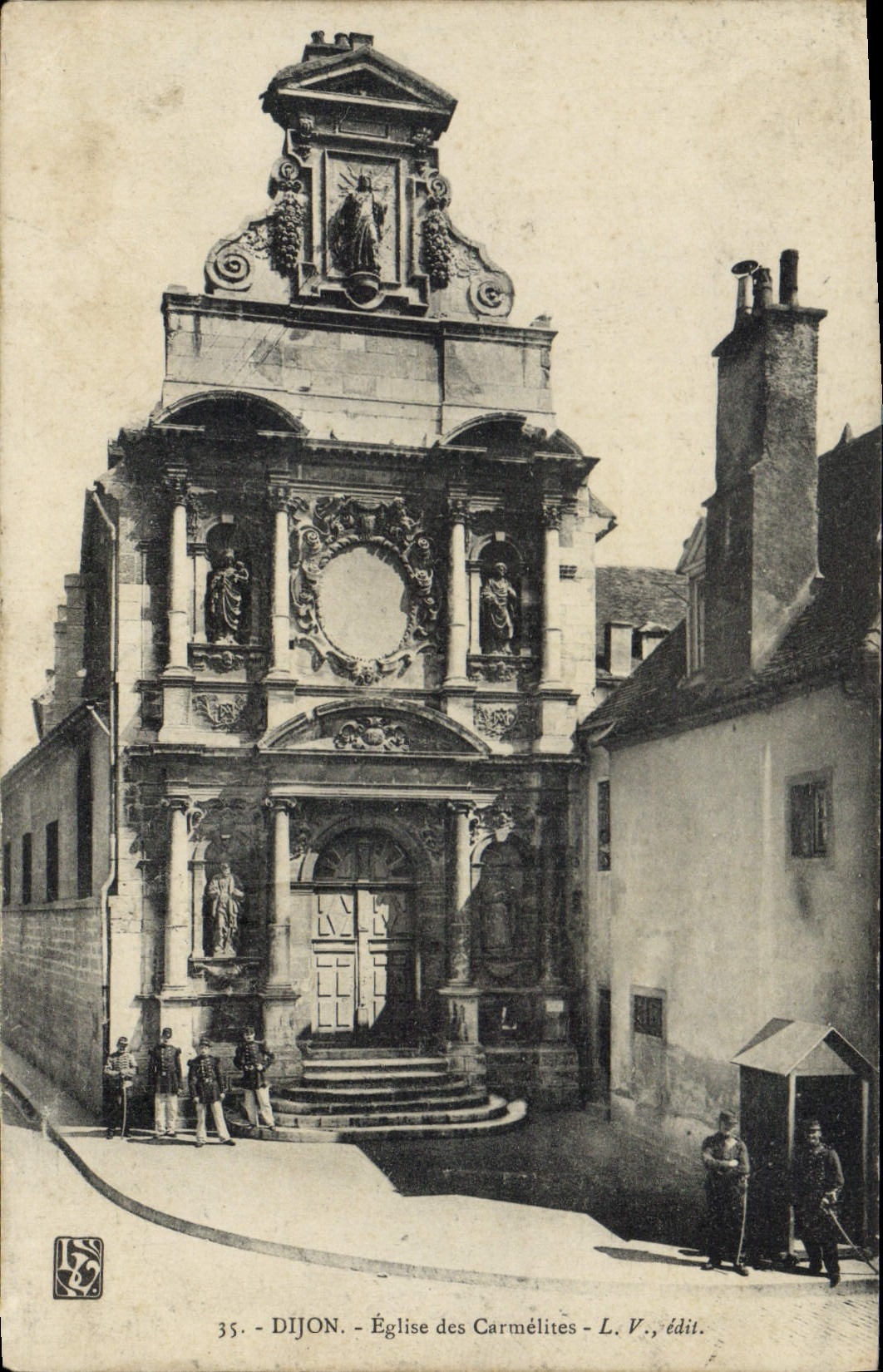 CPA Dijon eglise des Carmelites