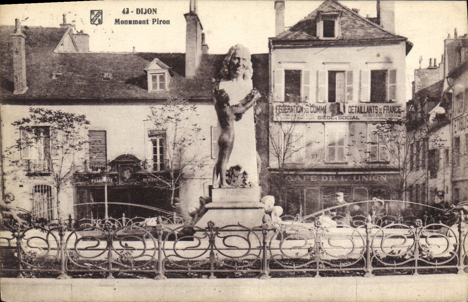 CPA Dijon Monument Piron 