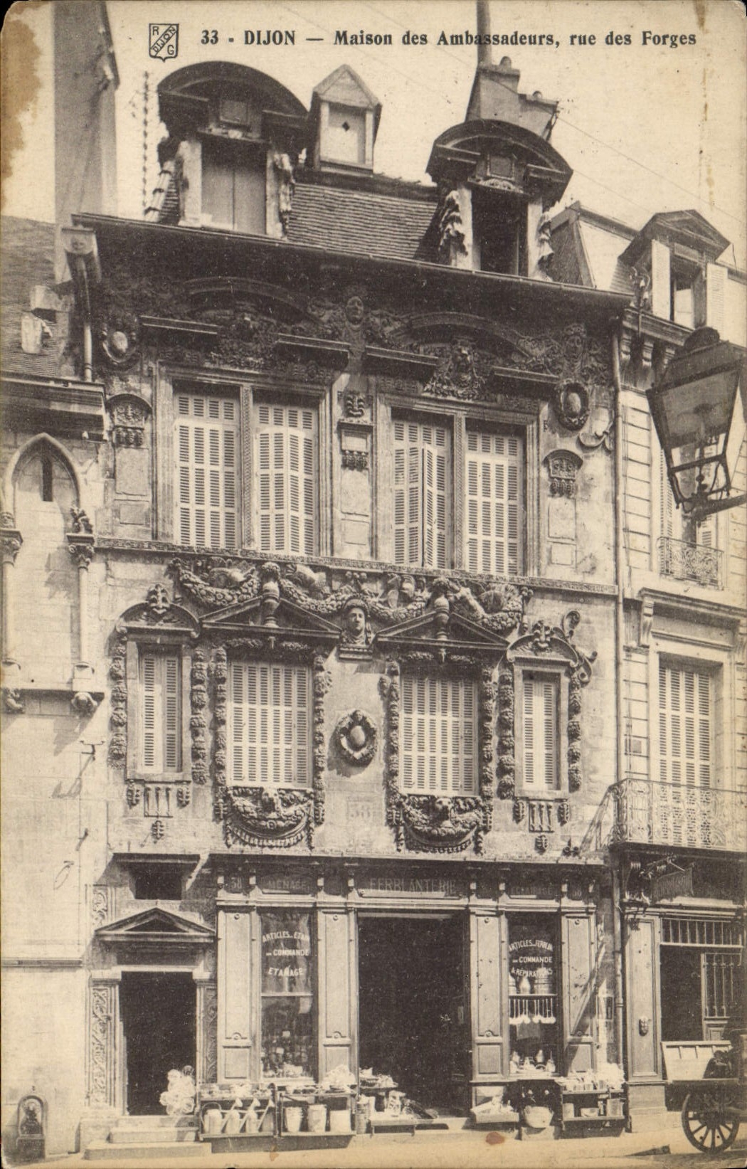 CPA Dijon Maison des Ambassadeurs rue des Forges