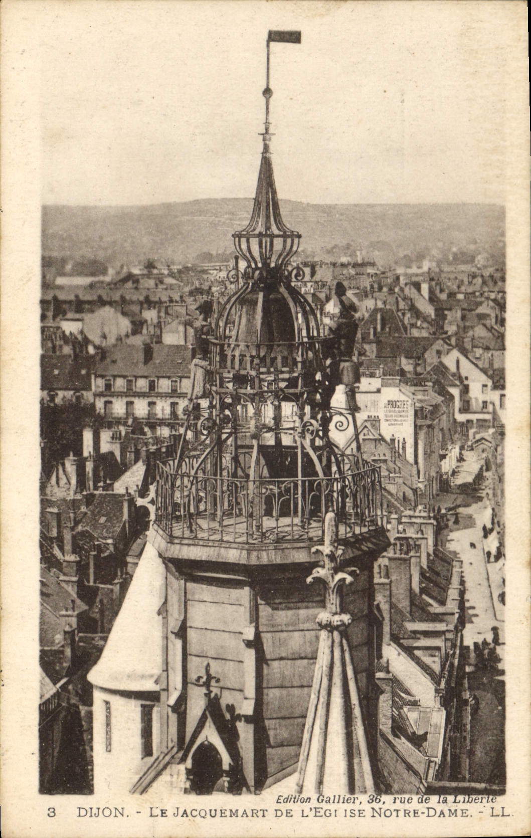 CPA Dijon Le Jacquemart de l'Eglise Notre Dame 