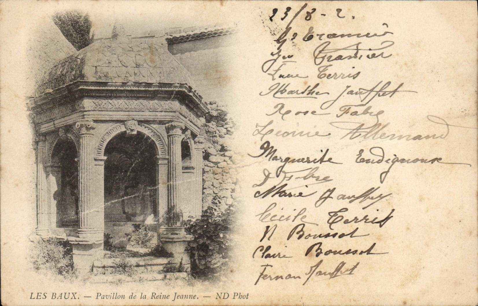CPA Les Baux Pavillon de la Reine Jeanne 