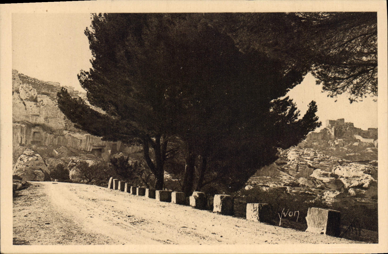 CPA Les Baux 