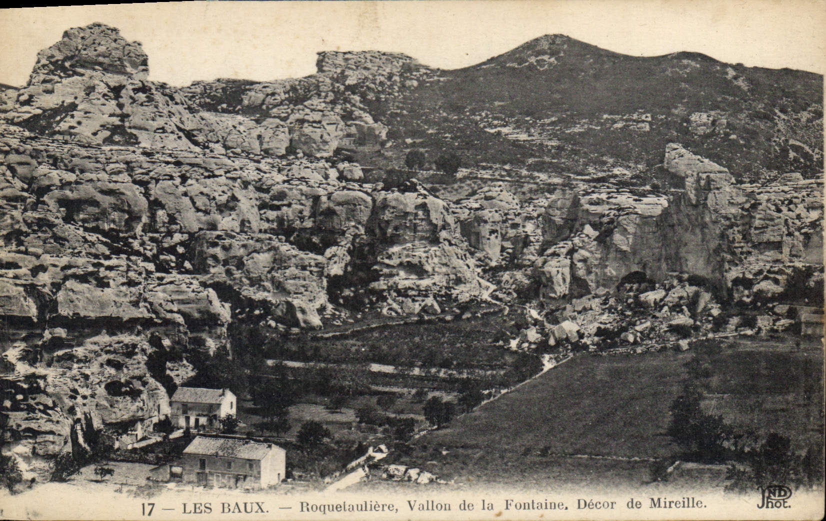 CPA Les Baux Vallon de la Fontaine decor de la Mireille 
