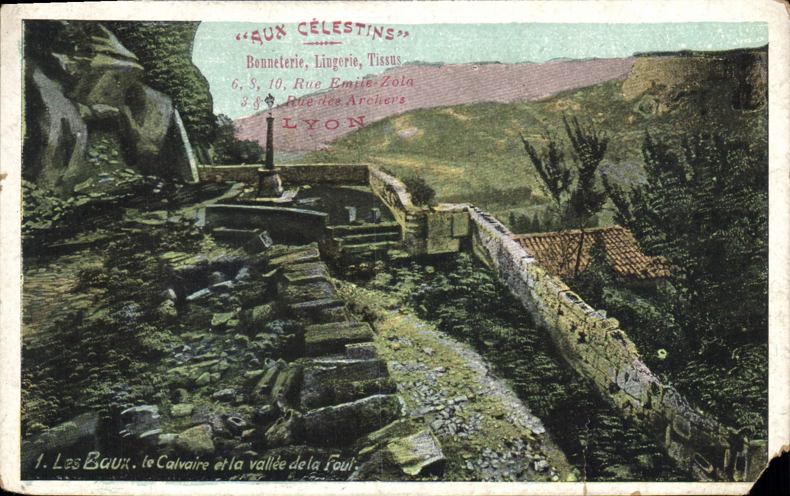 CPA Les Baux le Calvaire et la vallee de la Foul