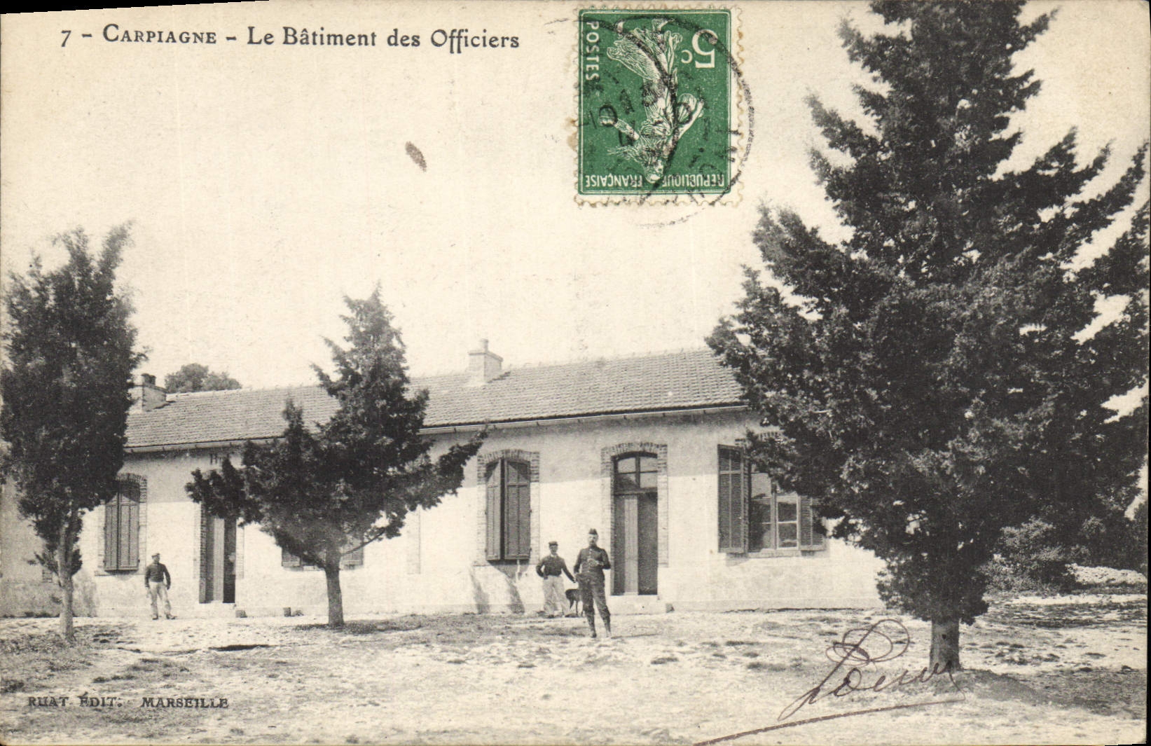 CPA Carpiagne Le Batiment des Officiers Militaria