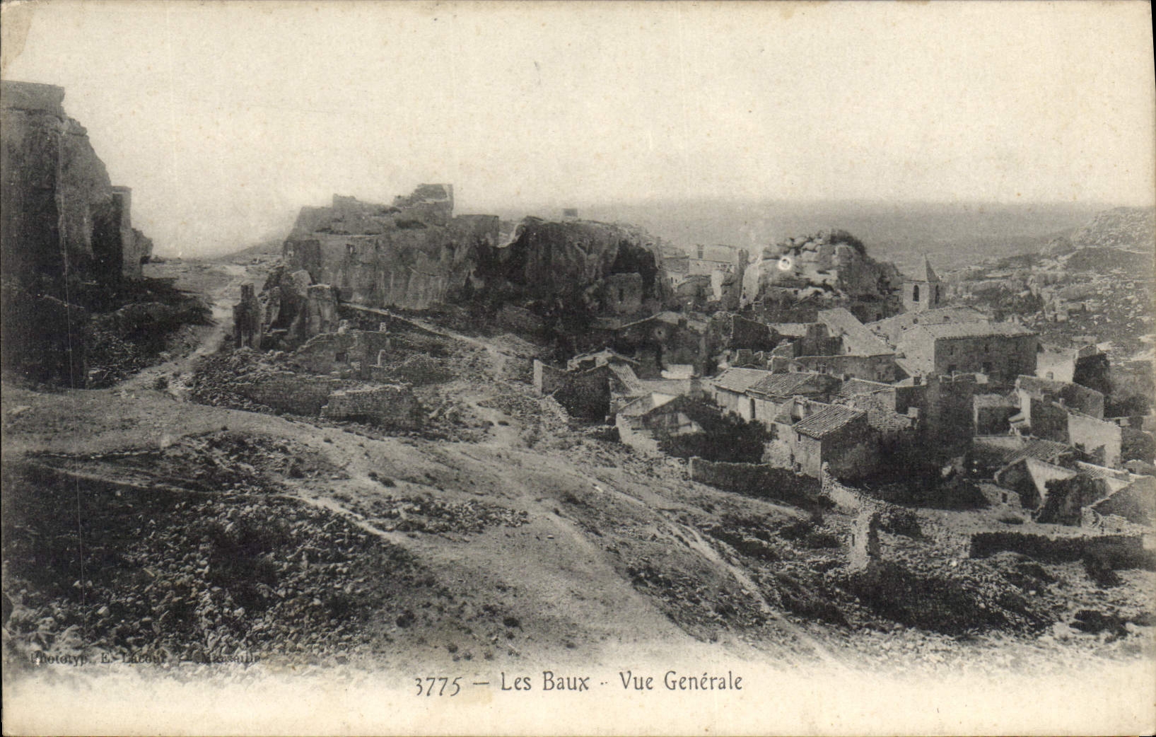 CPA Les Baux Vue generale