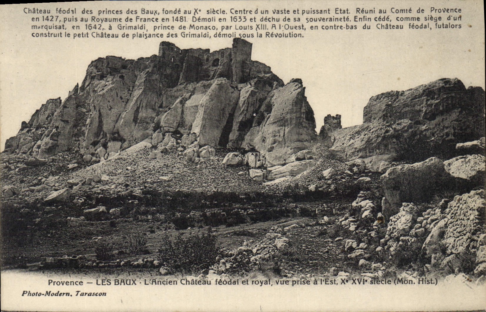 CPA Provence Les Baux L'Ancien Chateau feodal et royal vue prise a l'Est X XVIe siecle