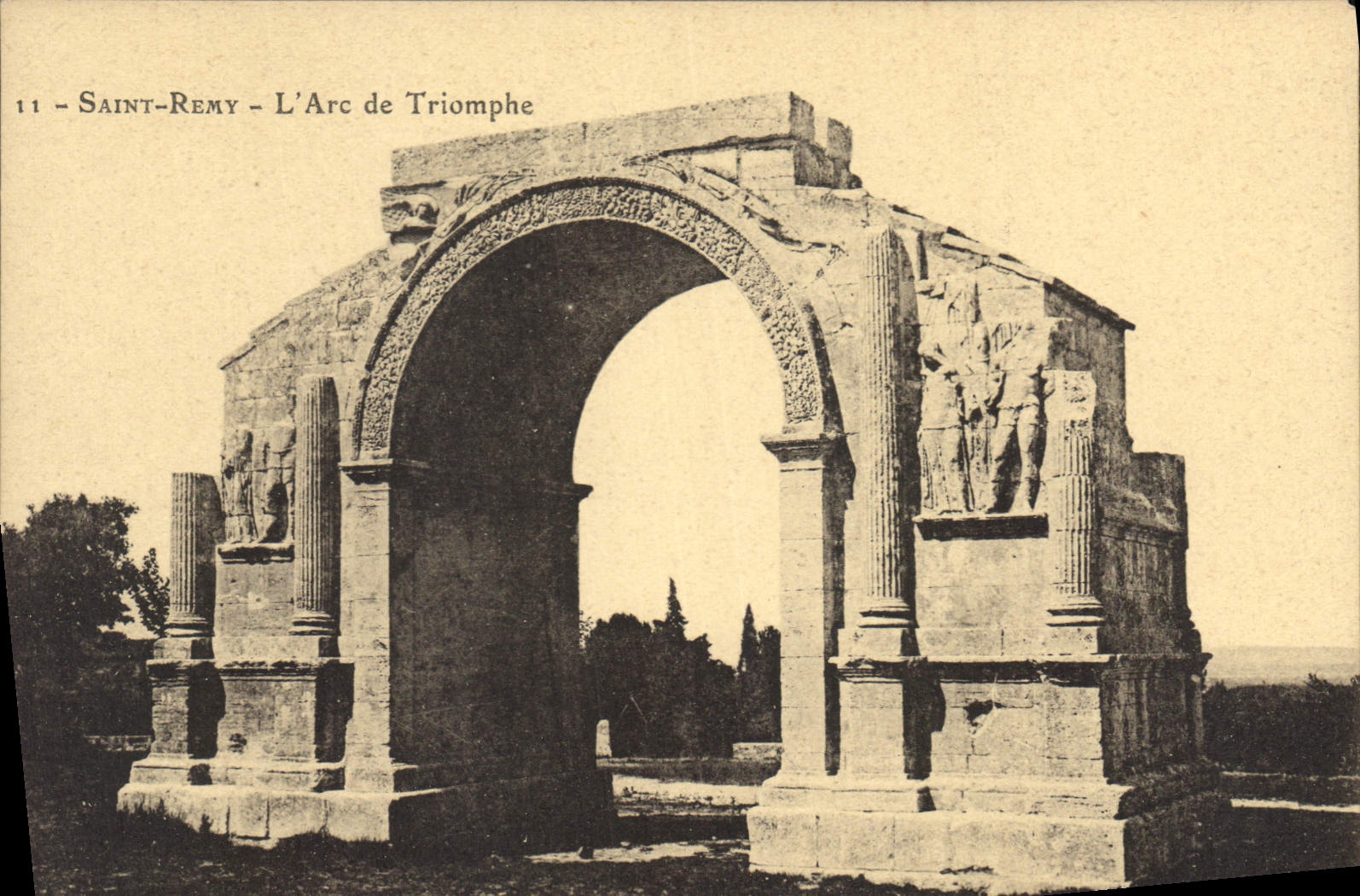 CPA Saint Remy L'Arc de Triomphe
