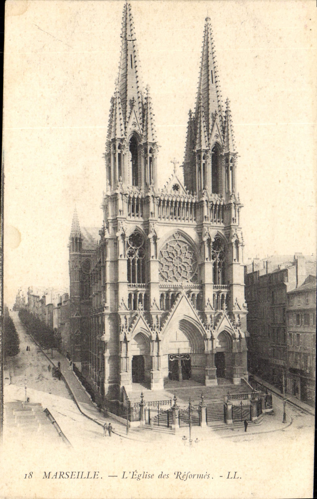 CPA Marseille L'Eglise des Reformes