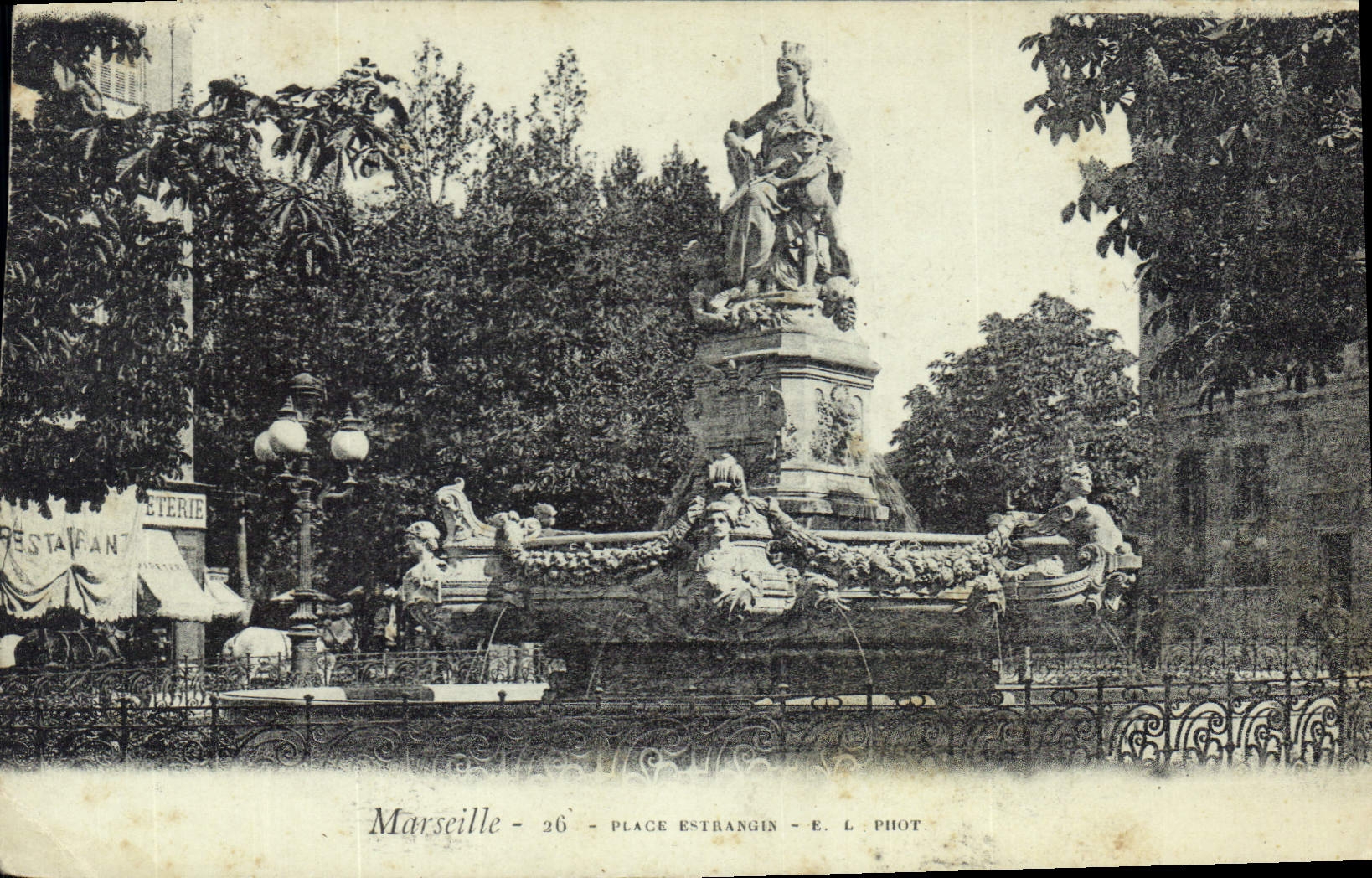 CPA Marseille Place estrangis