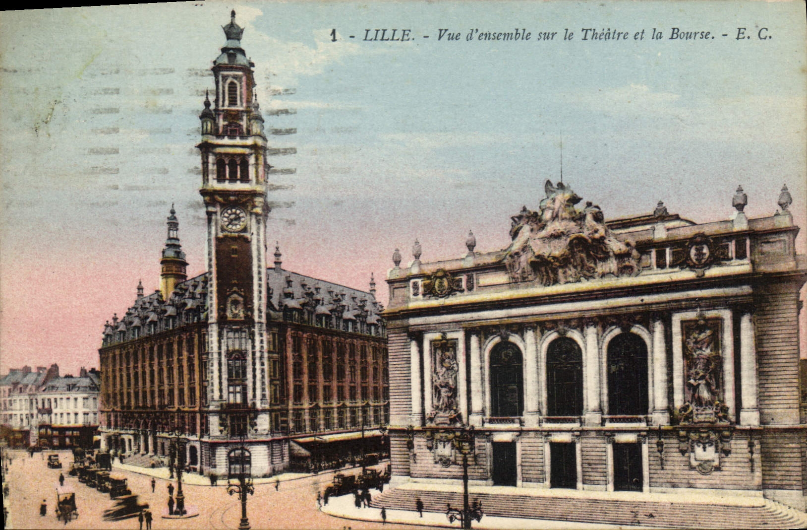 CPA Lille Vue d'ensemble sur le Theatre et la Bourse