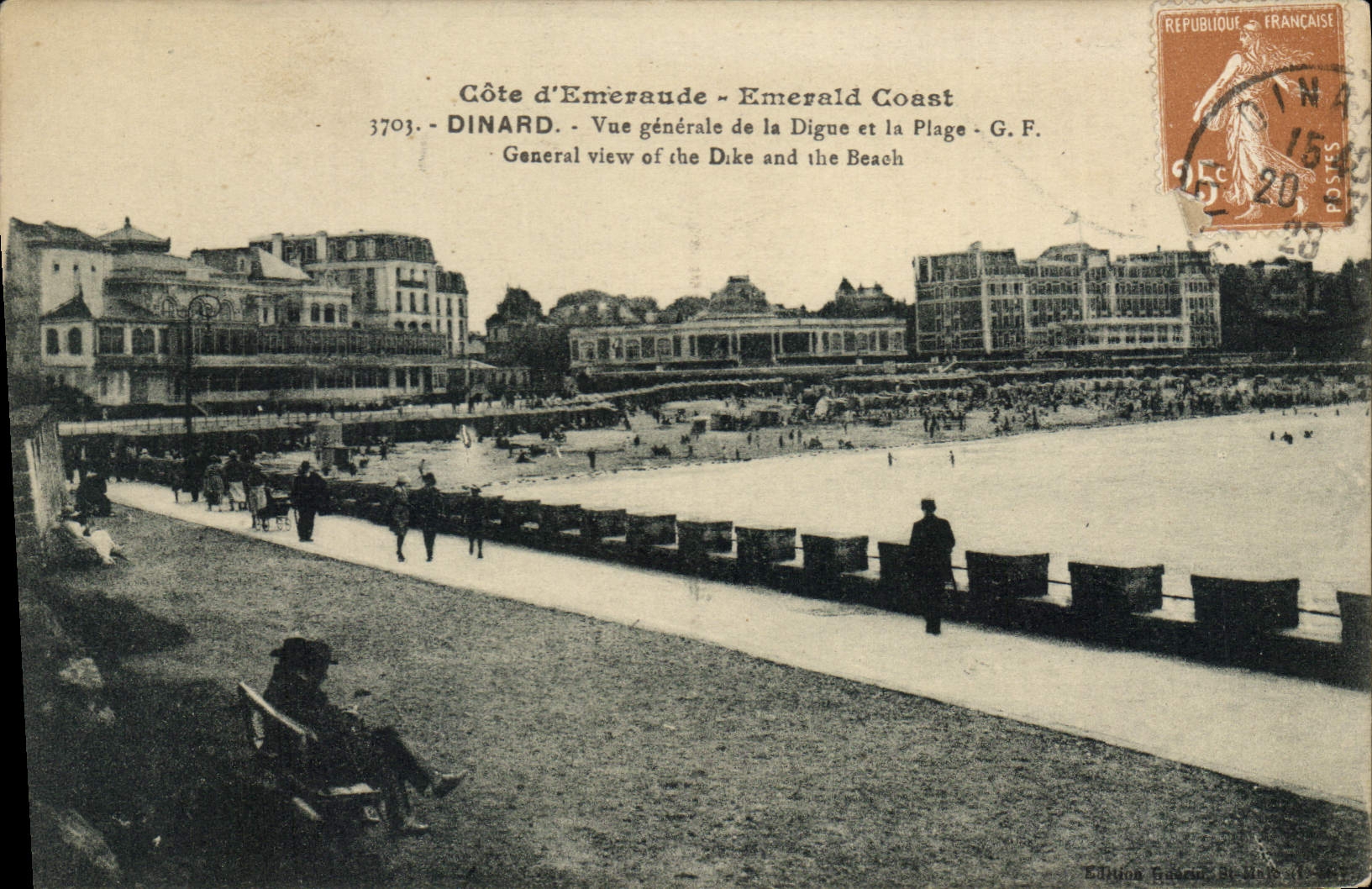 CPA Cote d'Emeraude Emerald Coast Dinard Vue generale de la Digue et la Plage 