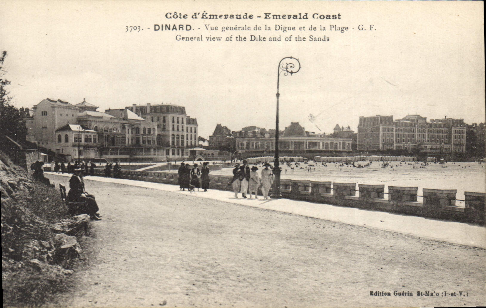 CPA Cote d'Emeraude Emerald Coast Dinard Vue generale de laDigue et de la Plage 