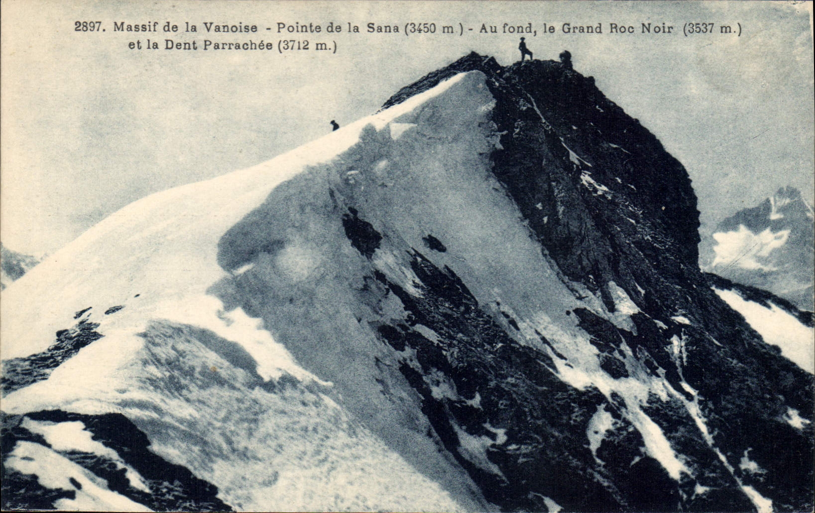CPA Massif de la Vanoise pointe de la Sana au fond le grand Roc Noir et la Dent Parrachee