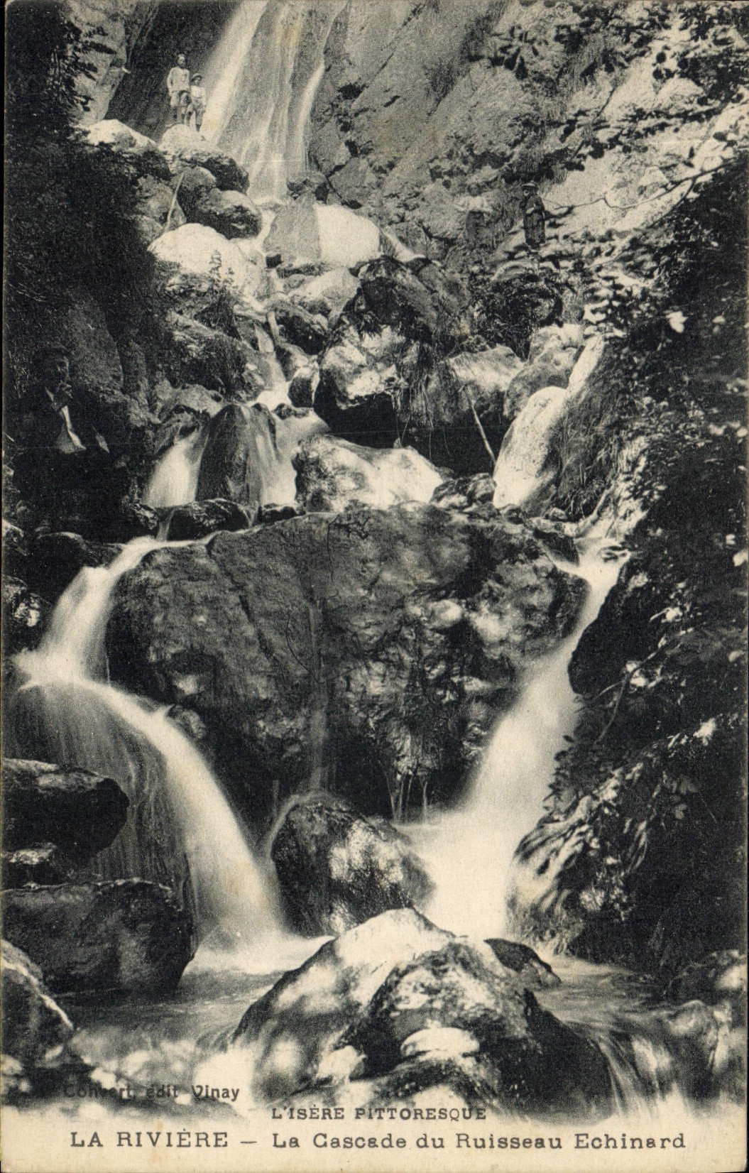 CPA L'Isere Pittoresque la Riviere la Cascade du Ruisseau Echinard