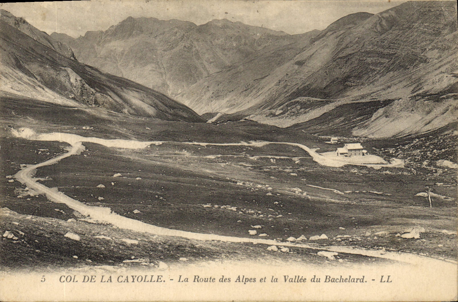CPA Col de la Cayolle la route des Alpes et la Vallee du Bachelard 